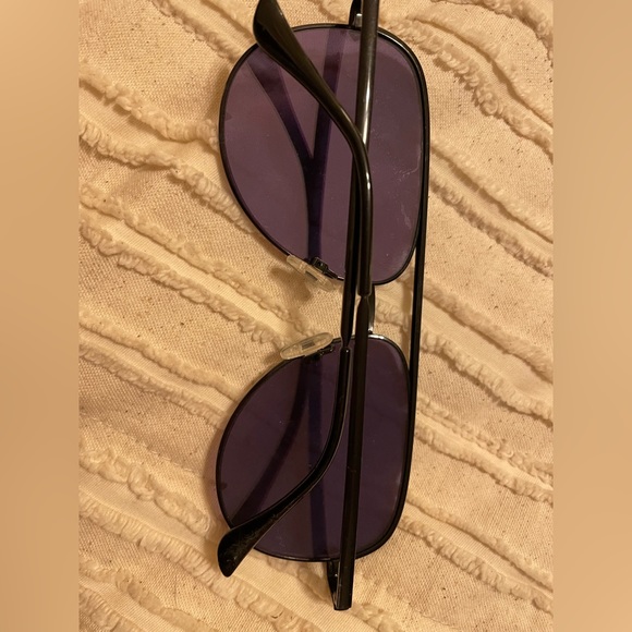 QUAY SUNGLASSES - Picture 2 of 4